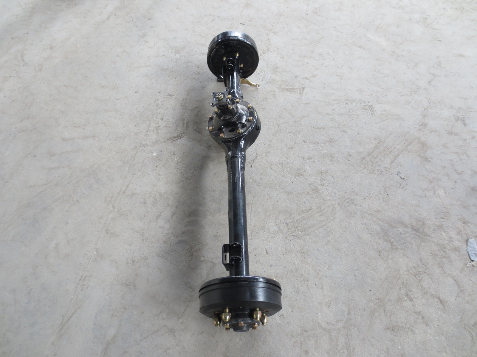Cargo Tricycle Rear Axle Full Floating Type With 220mm Mechanical Drum Brake