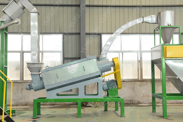 300 - 1500 Kg/H PET Bottle Plastic Washing Recycling Machine with Stainless Steel High Speed Friction Washing