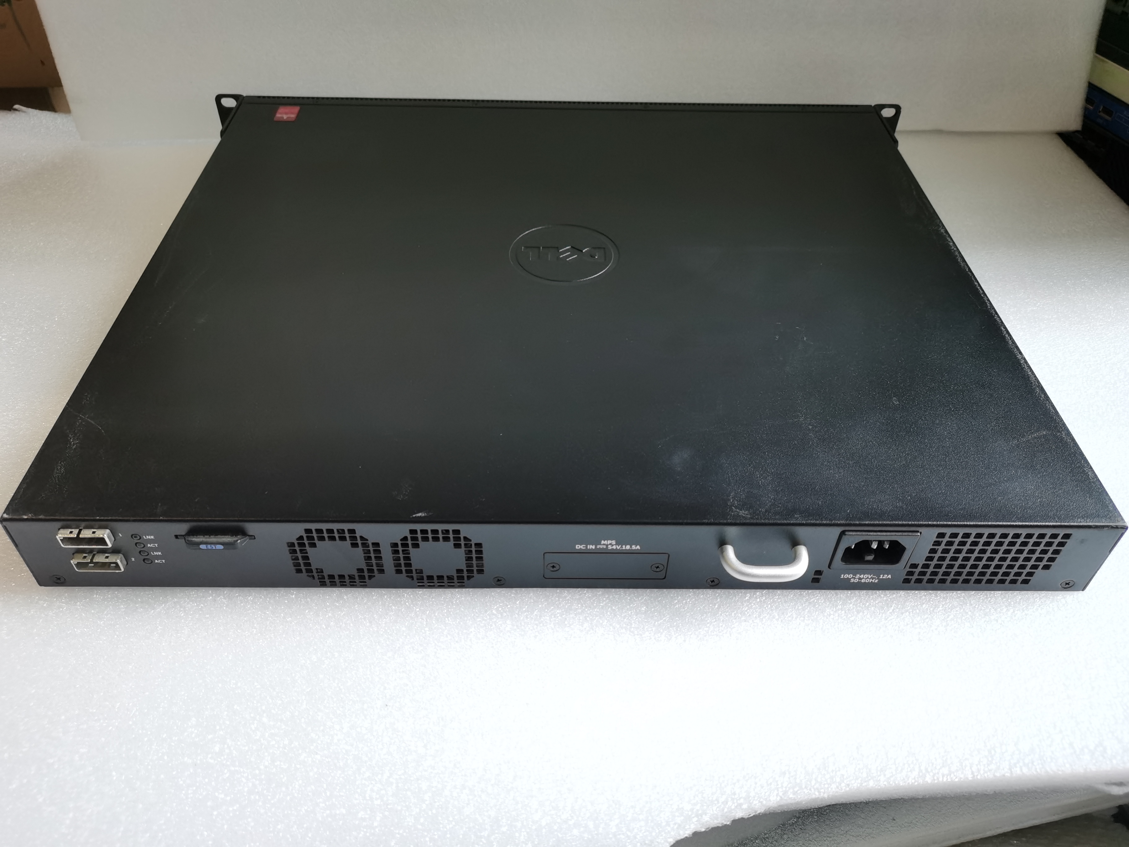 N2024P 24-Port 1GbE Network Switch PoE 2x 10G Layer 3 Managed Gigabit Switch Networking Uplinks
