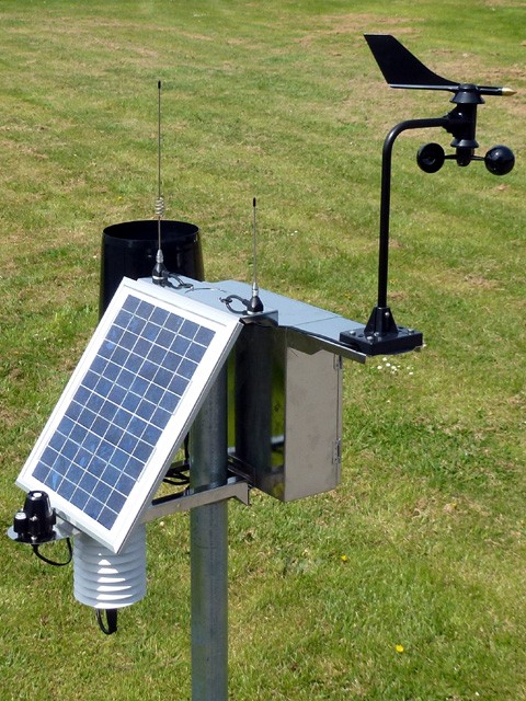 Advanced GSM / GPRS Based Digital Tipping Bucket Rain Gauge with ABS PC Material