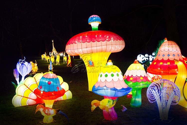 Animal Shaped Electric Chinese Lanterns , Large LED Lantern Lights
