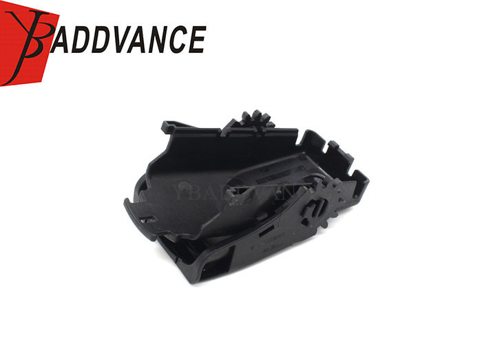 2208728-1 / 2208723-1 MCON Interconnection System Automotive Connector Covers Cable