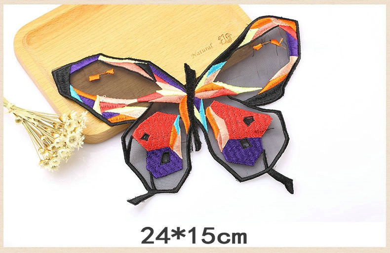 Garment Accessories Butterfly Embroidery Applique with Different Color