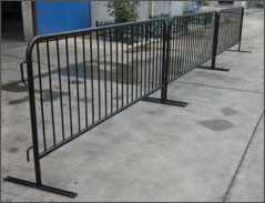 Flat Steel Plate Design Crowd Control Barriers 1100mm x 2200mm OD 25mm x 2.0mm upright OD 19x1.2mm spacing 200mm
