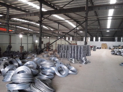 Corrosion Resistant Galvanized Steel Barbed Wire Hot Dip Single Strand