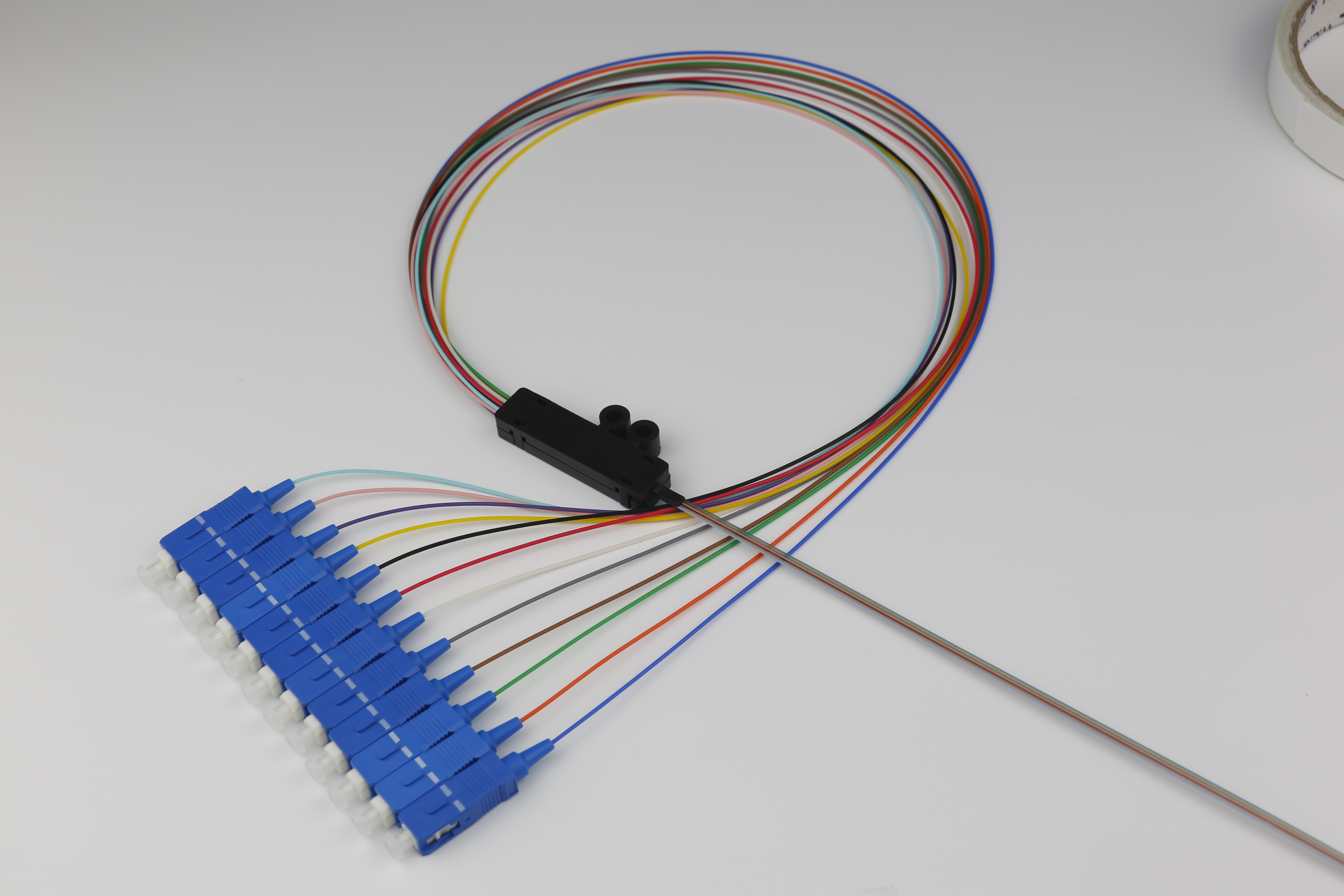 UPC / APC Polish Optical Fiber Pigtail SC LC ST FC 12 Core Ribbon Fan Out Tight Buffered