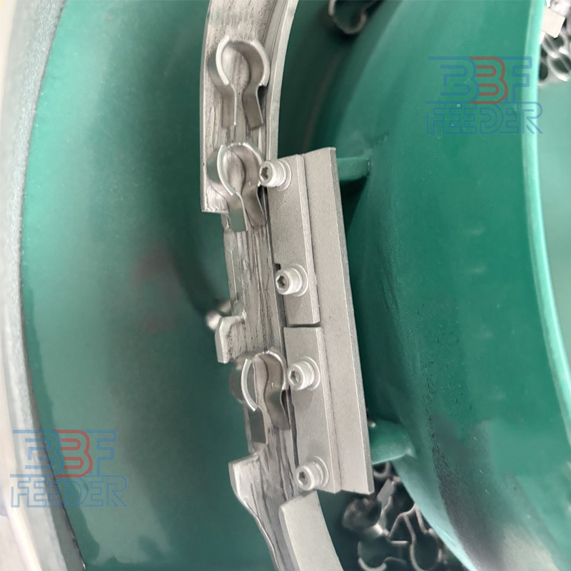 Assembly Line Parts Feeding Circular Linear Vibratory Bowl Feeder