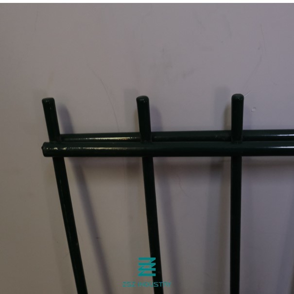 Green Color Welded Wire Mesh Fence Panels Practical Garden Fencing 2D PVC Coated