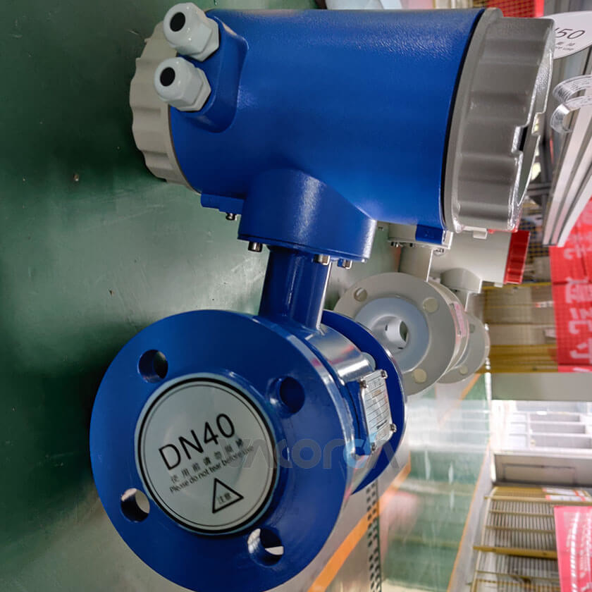 4-20mA Integrated Magnetic Flow Meter With HART 0.3~15m/S Flow Measurement Range
