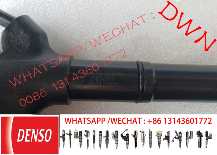 GENUINE original DENSO Fuel Injector 23670-51060 295900-0300 295900-0220 for TOYOTA 1VD-FTV