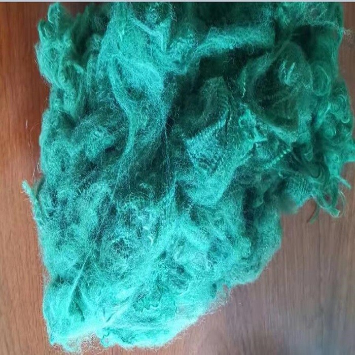 Fire retardant 100% virgin polyester staple fiber