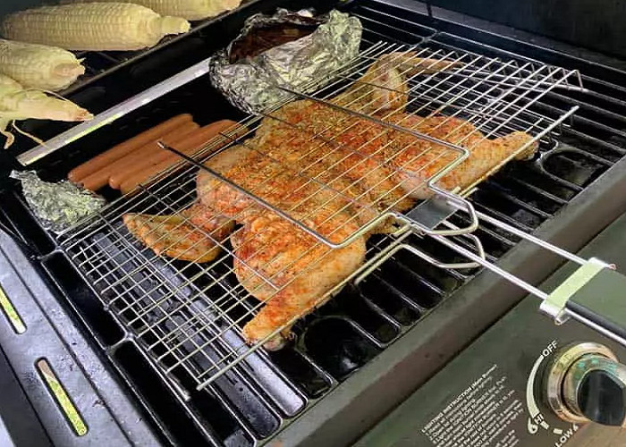 Corrosion Resistance SS316 330mm Grill Basket Barbecue Clips Easy To Clean For Chicken
