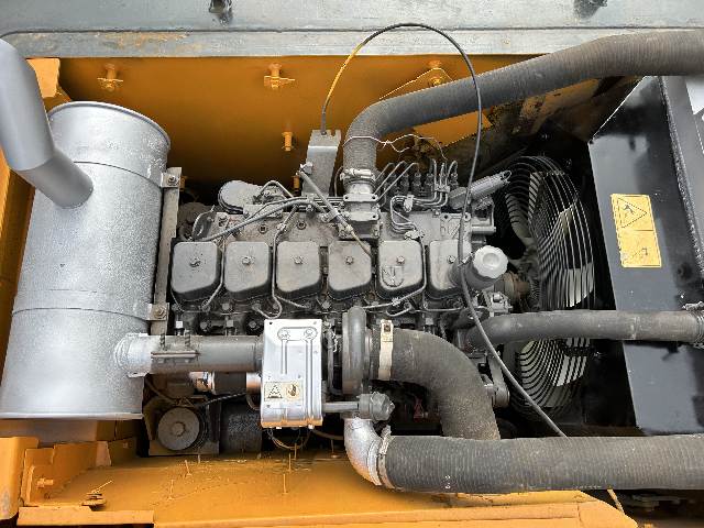 Hyundai R210W-9 Excavator Engine