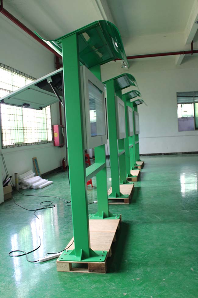Various Color 49 Inch Portable LCD Advertising For Outdoor Outdoor LCD Kiosk Digital Signage And Displays
