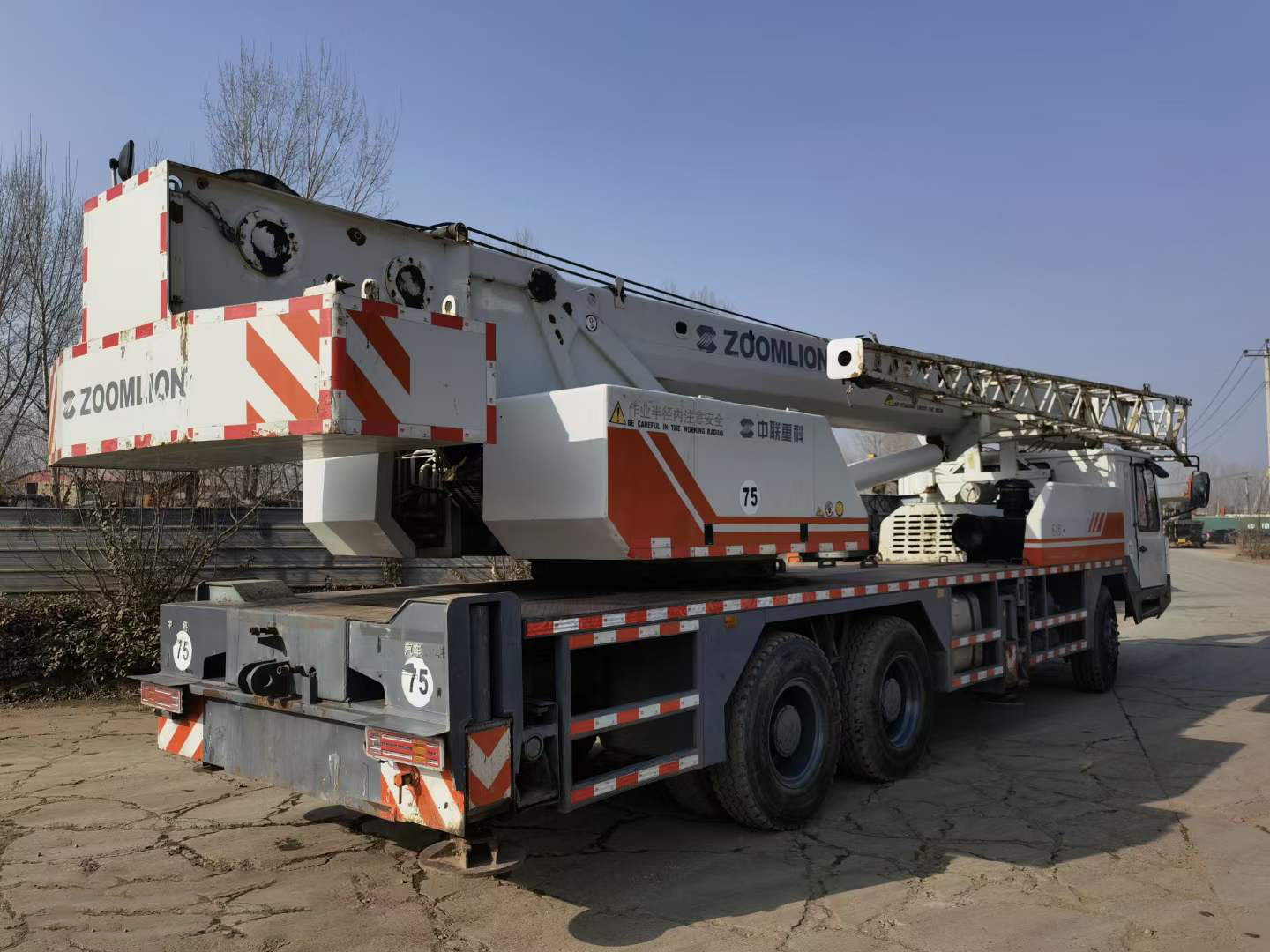 80 Ton Used Crane Machine Zoomlion Crane Truck x3000 Liftling Equipment for uae Market