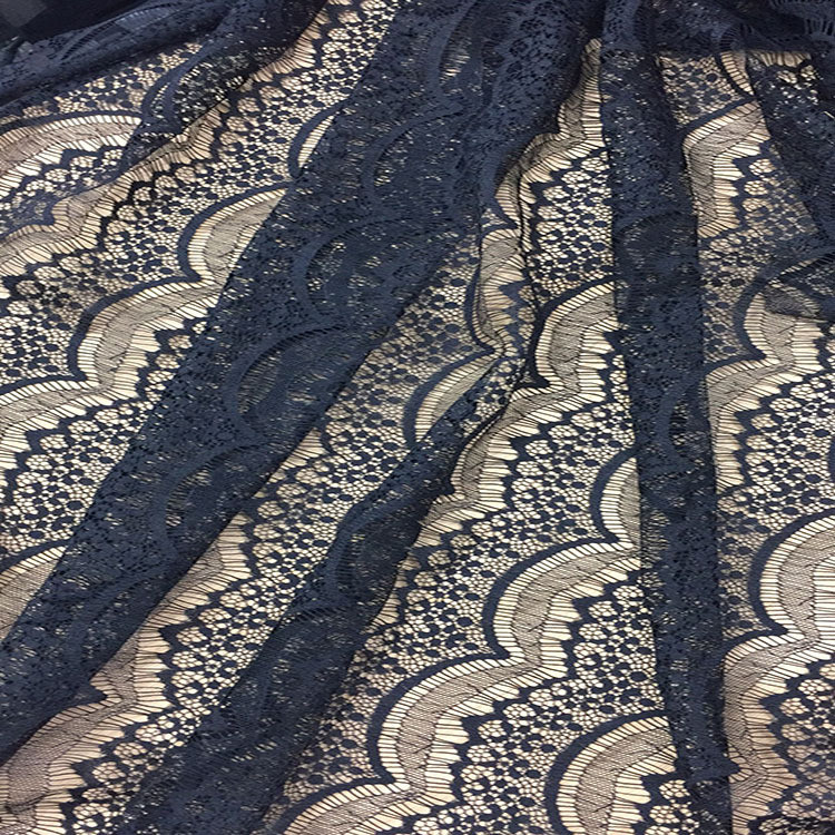 2017 best selling metallic net knitting technic thin french white eyelash lace fabric