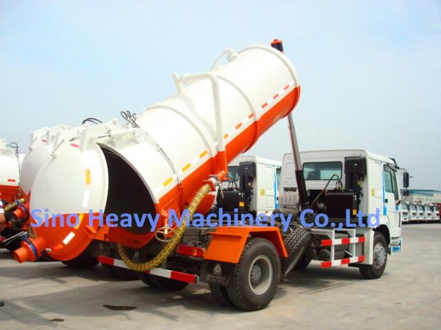 6 Wheeler 8000l Disposal Sewage Suction Vehicle Trucks Euro2 Sinotruk Howo
