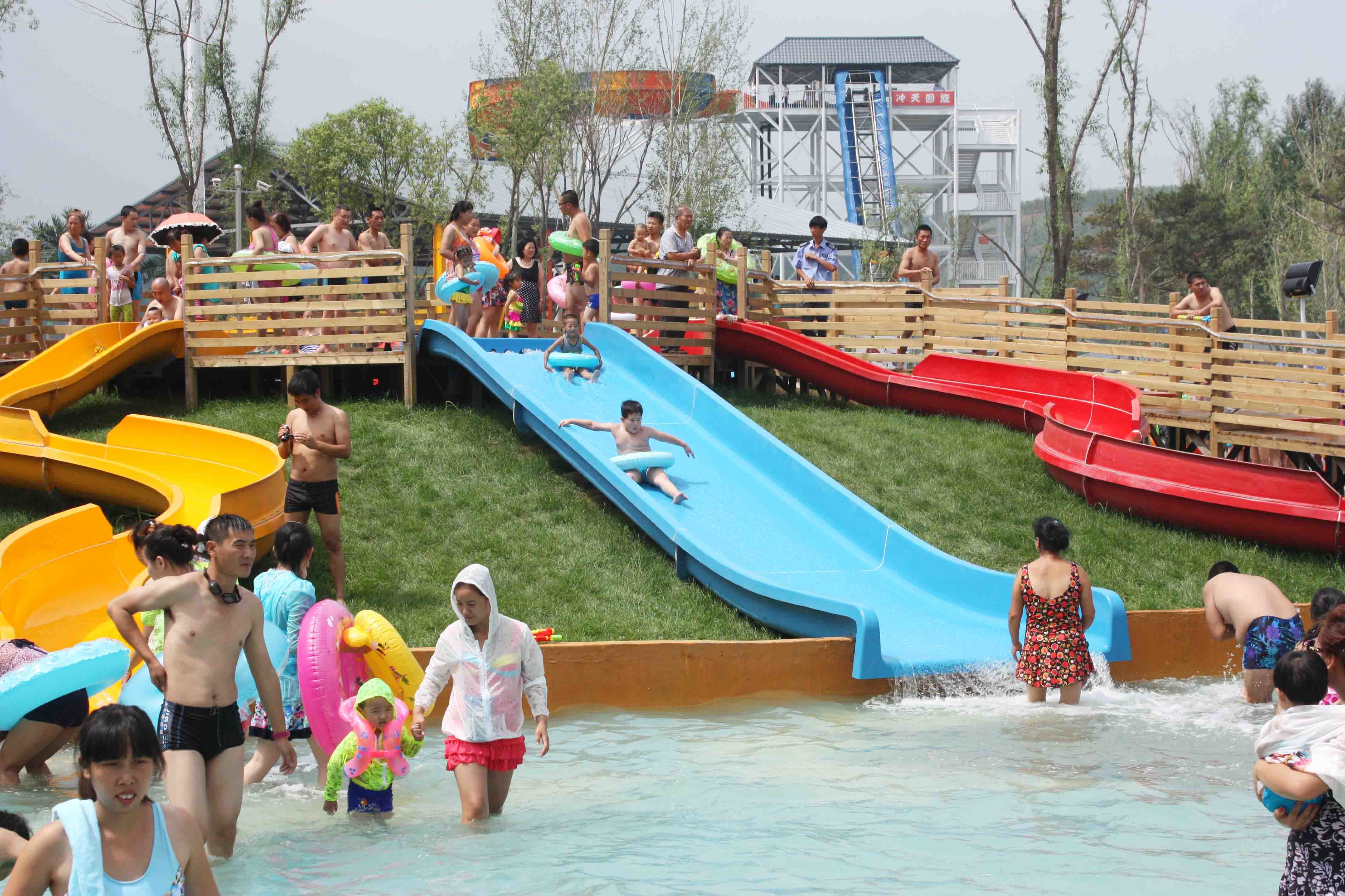 Customized Children Water Slides Amusement Park Games With Galvanized Steel Support