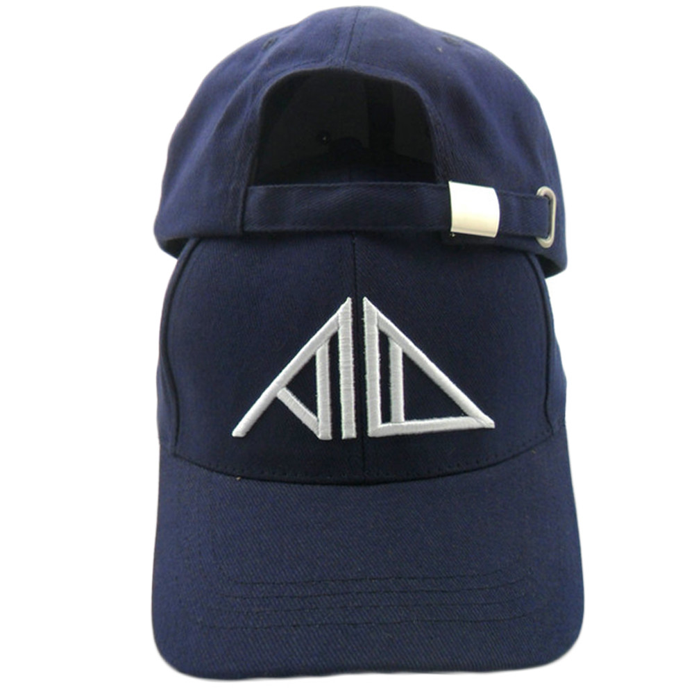 Built In Sweatband Baseball Cap Custom Embroideried Logo Dad Hat With Adjustable Metal Buckle Strap Closure