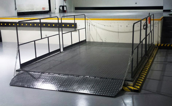 Small Stationary Hydraulic Lift Table,3000kg Electric Hydraulic Lift Table With 400mm Lip
