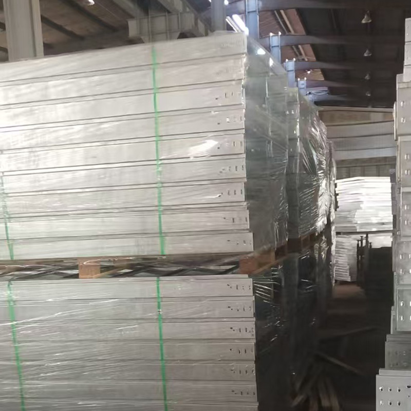 High Corrosion Resistance Ladder Cable Tray Long Lasting Performance 3m-6m Length