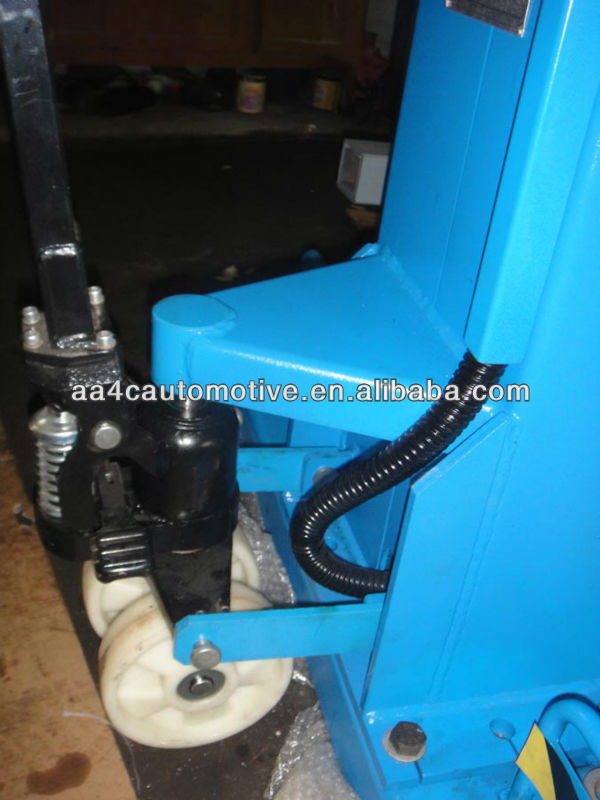 2.5T hydraulic mobile car lift
