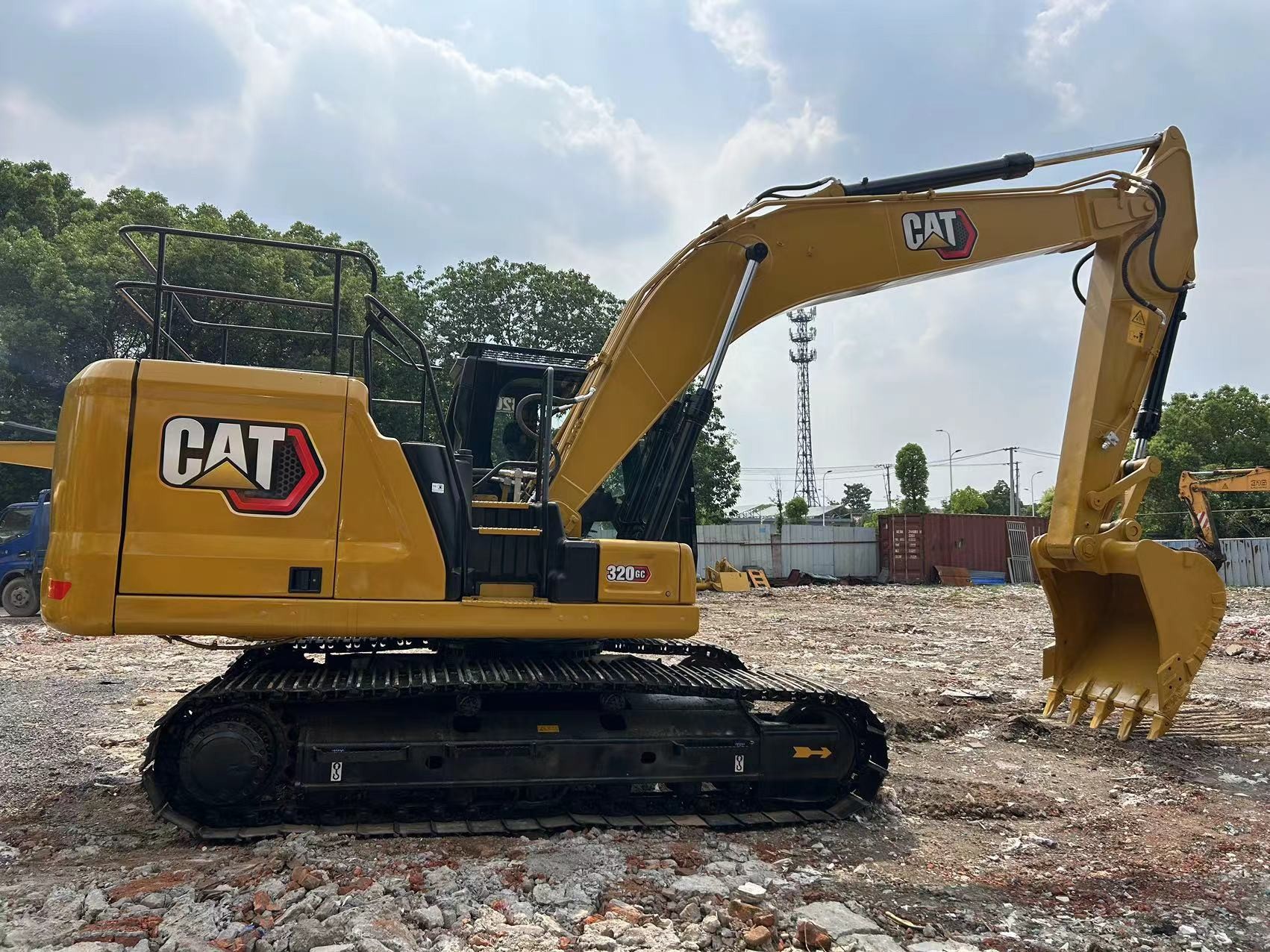Used CAT 320GC Excavator 20 Tons Low Noise Energy Saving For Construction