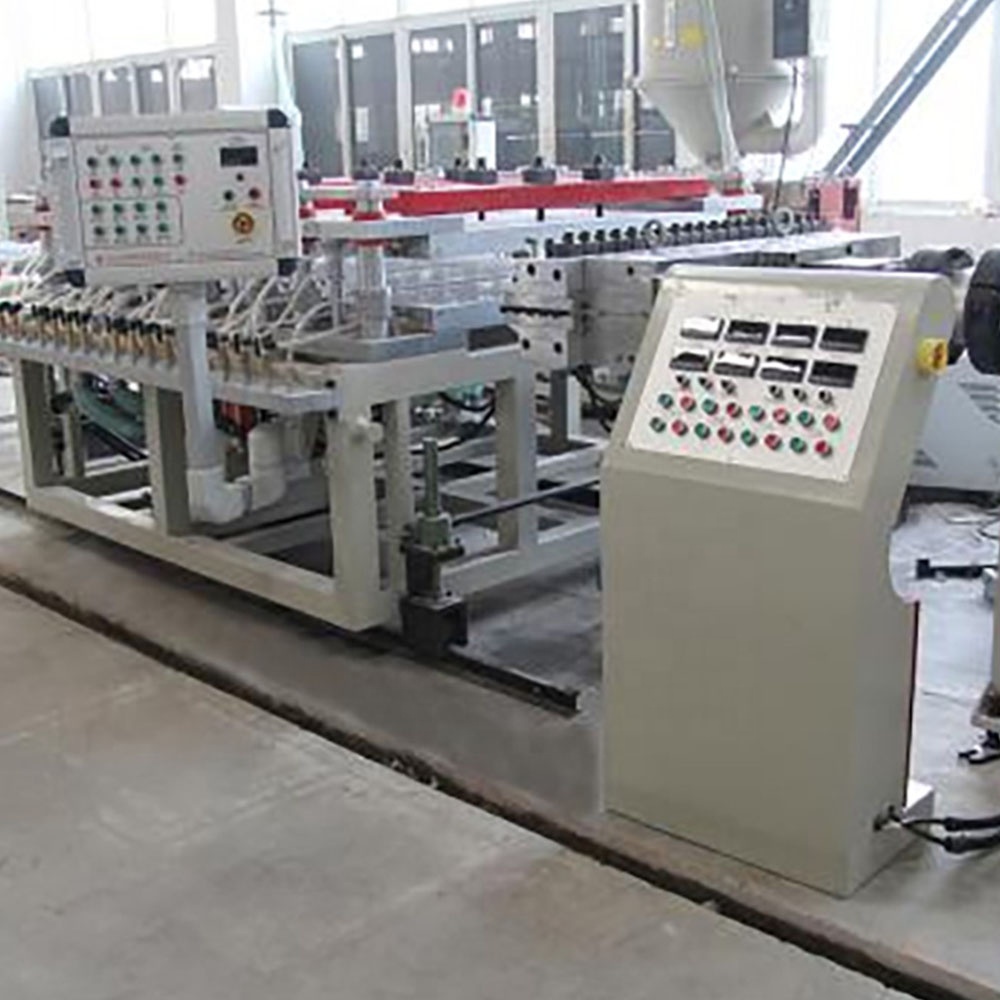 Automatic Stone Siding Vertical Brick Extruder Machine with 23000 KG Capacity and One