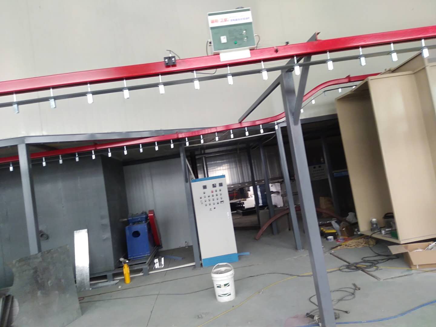 High Efficiency Automatic Powder Coating Line Eco Friendly Powder Coating Conveyor Systems