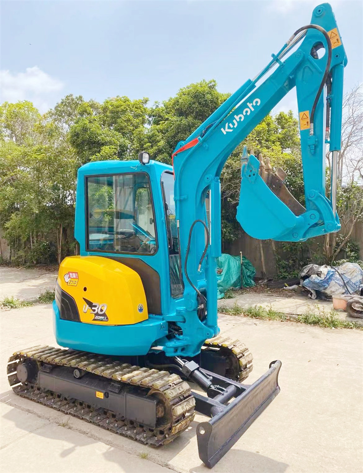 Made in Japan Original Design 3 Ton Kubota Mini Excavator U30 with U30 Rubber Track