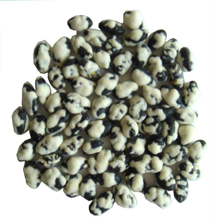 Leisure Green Pea Snack Uniform Size Wheat Flour Black Soy Bean