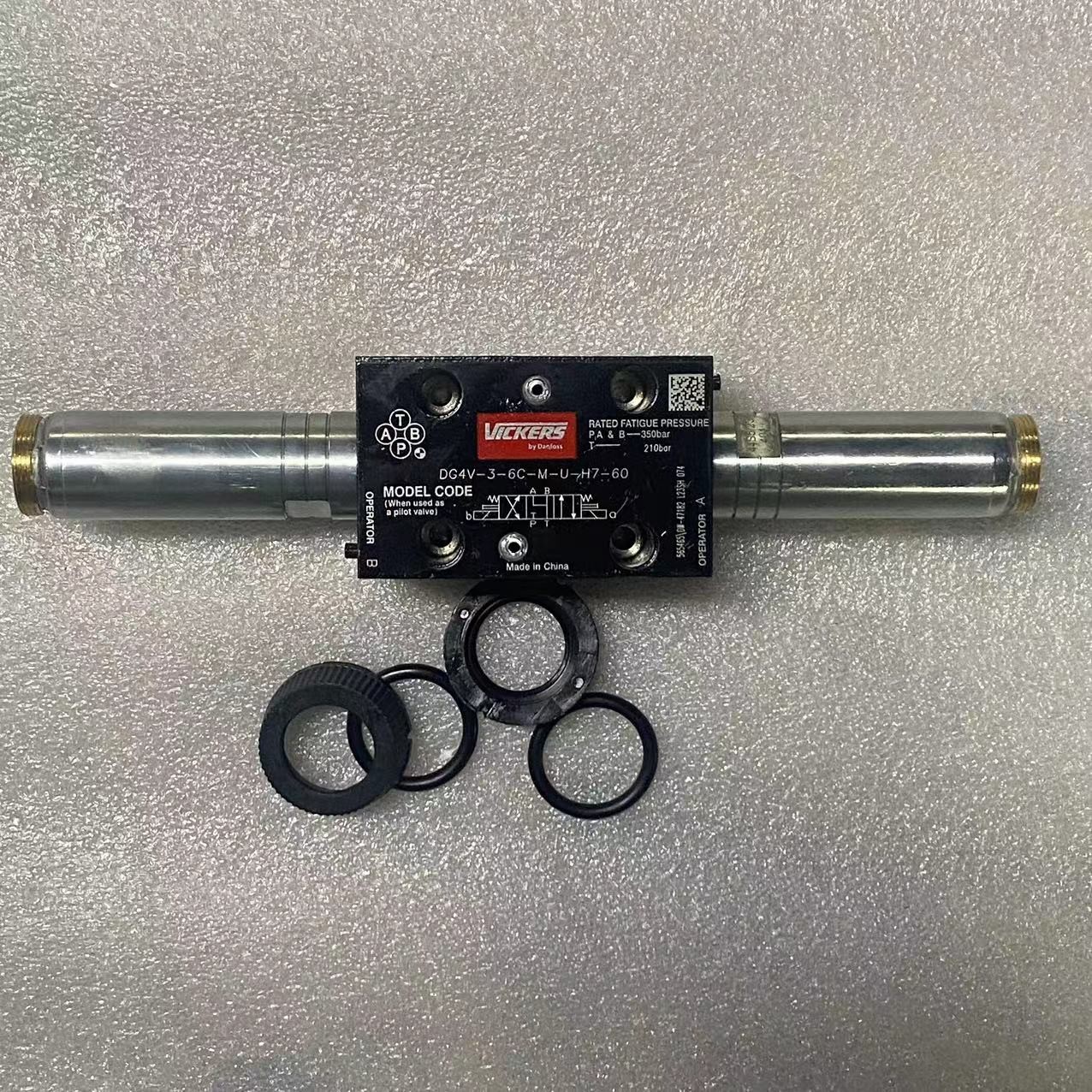 Danfoss Solenoid Valve DG4V-3-6C-M-U-H7-60 Concrete Pump Truck Spare Parts For PM Sany Zoomlion