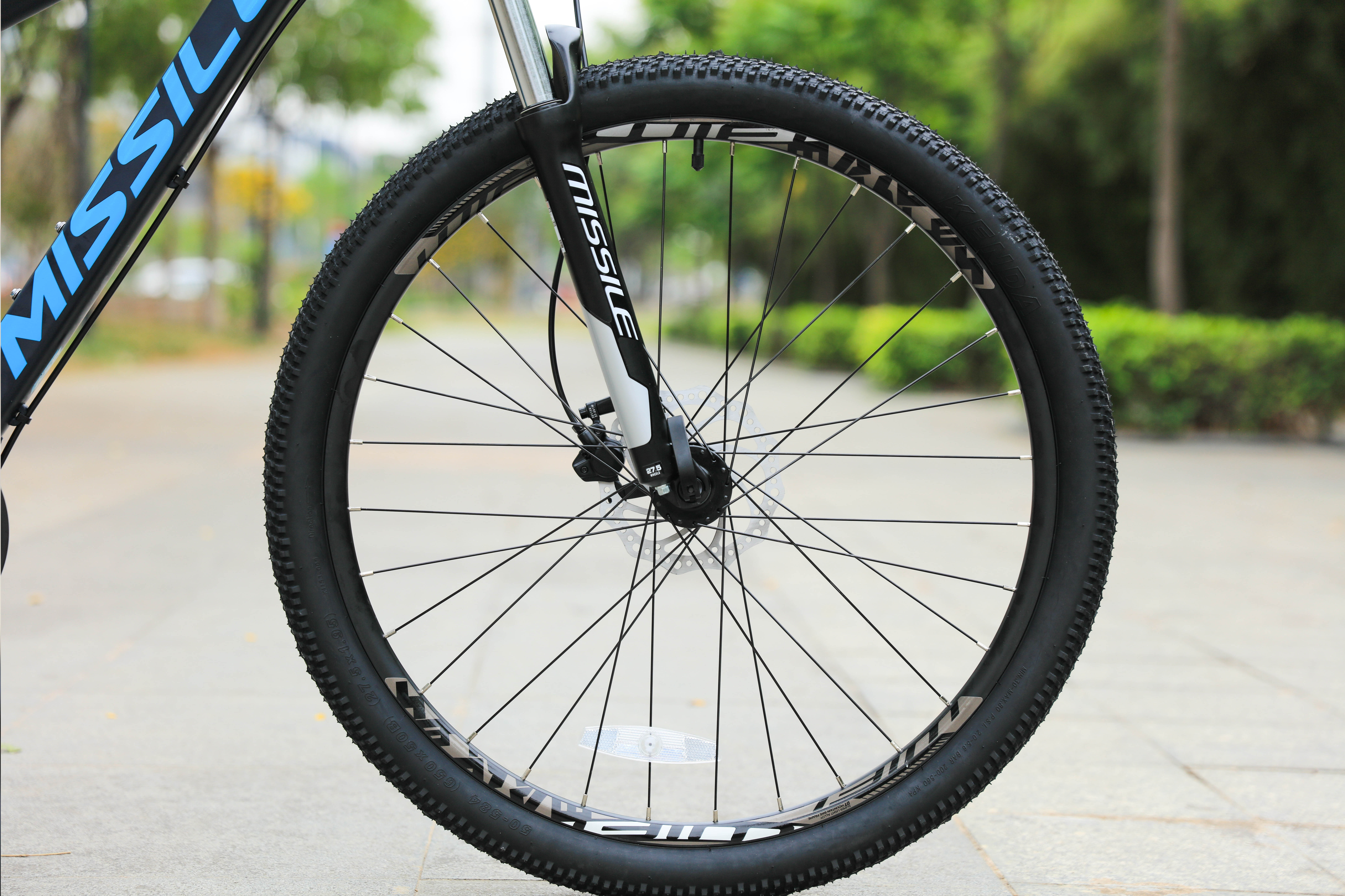 1.33m Length Carbon Mountain Bike Frame Strong and Durable for 150KG Load Capacity