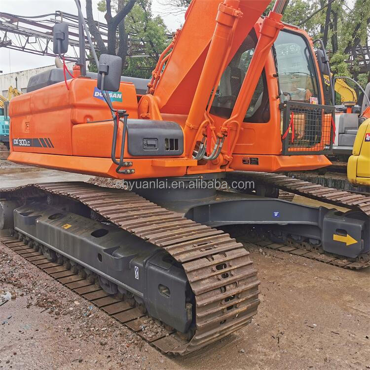 Original Hydraulic Pump DOOSAN DX300 Excavator Energy-saving and Suitable for Crushing