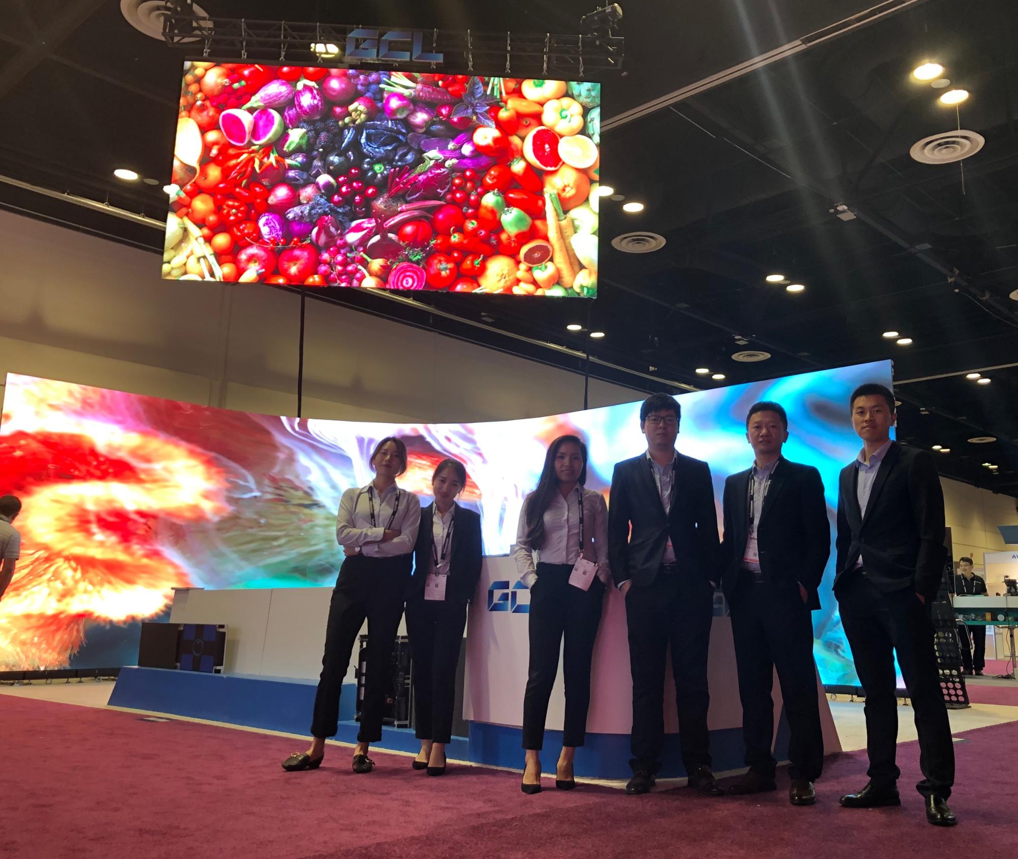 Shopping Mall Advertising LED Display Screen Dip LED Screen With SMD1921 LED Type