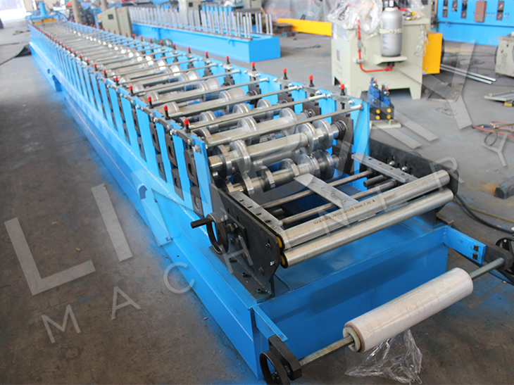 Full Automatic Chain Drive Galvanized Steel Metal Door Panel Roll Forming Machine