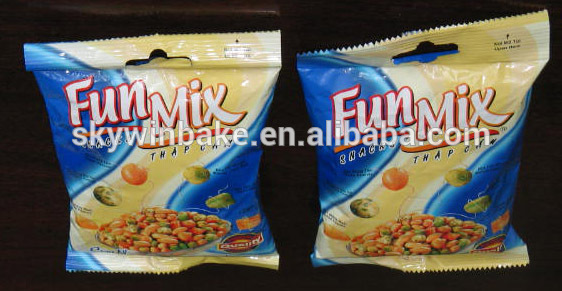 ISO9001 Pillow Seal Bag Vertical Packaging Machine / Cookie Packing Machine