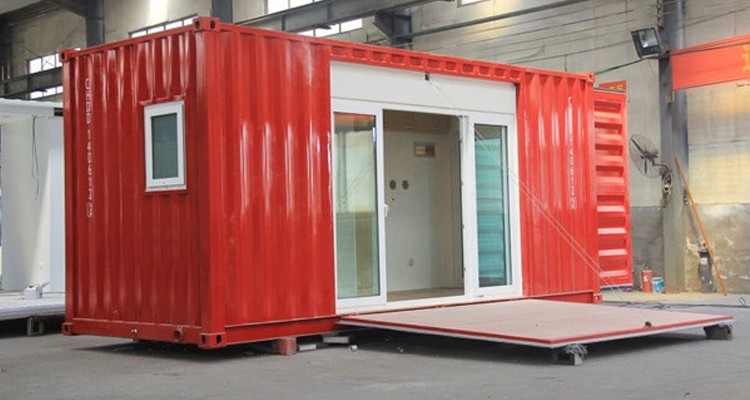 Custom Made Luxury Prefab Container House Flexible Design with Aluminum Window and 20ft Shipping Container