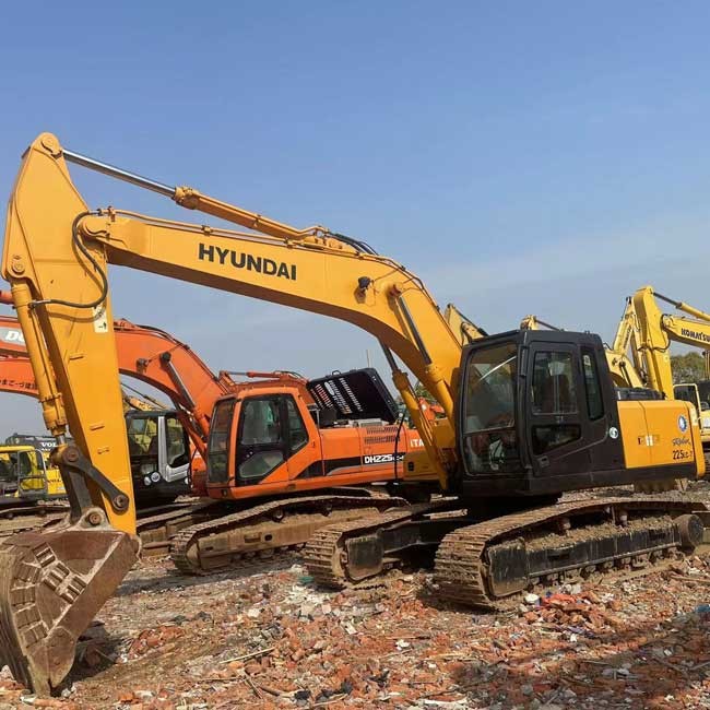 Hyundai Middle Excavator Used Excavator R220LC-7 Excavator 1.0m3 Bucket Capacity For Construction