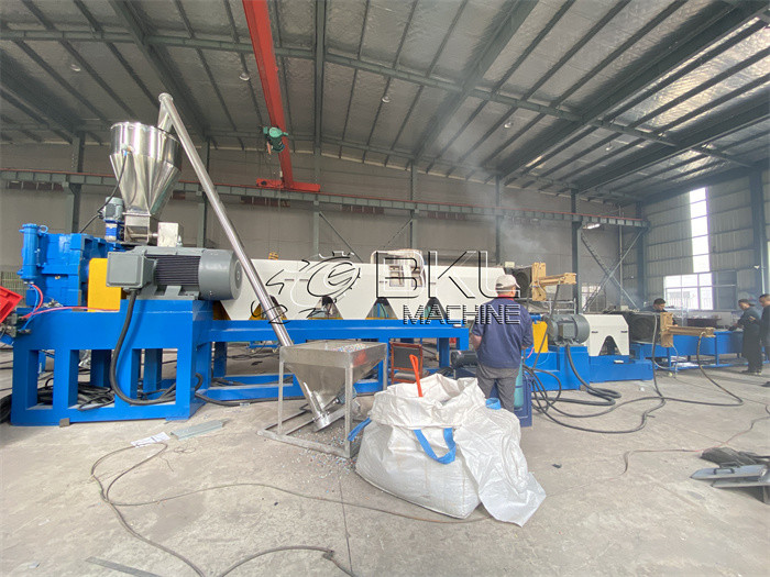 PP Ldpe Plastic Granulating Line 120mm HDPE Plastic Recycling Granulator Machine