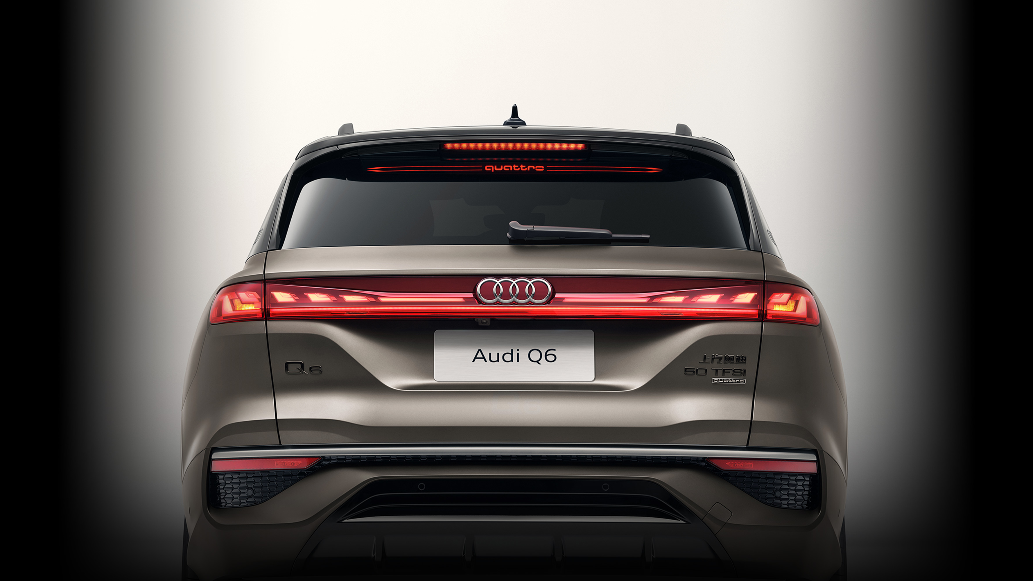 Audi Q6 50 TFSI Quattro 6-Seater Black Knight Edition Euro VI 2.5T Turbo Front 4WD Sporty SUV Automatic Gearbox AWD Family