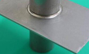 Stainless steel laser welding machine with water tank， electric fusion welding machine