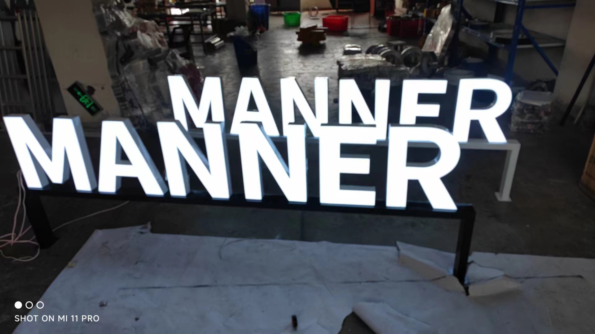 25C Customized Stainless Steel Interior Wall Letter Logo Sign for Advertising Display
