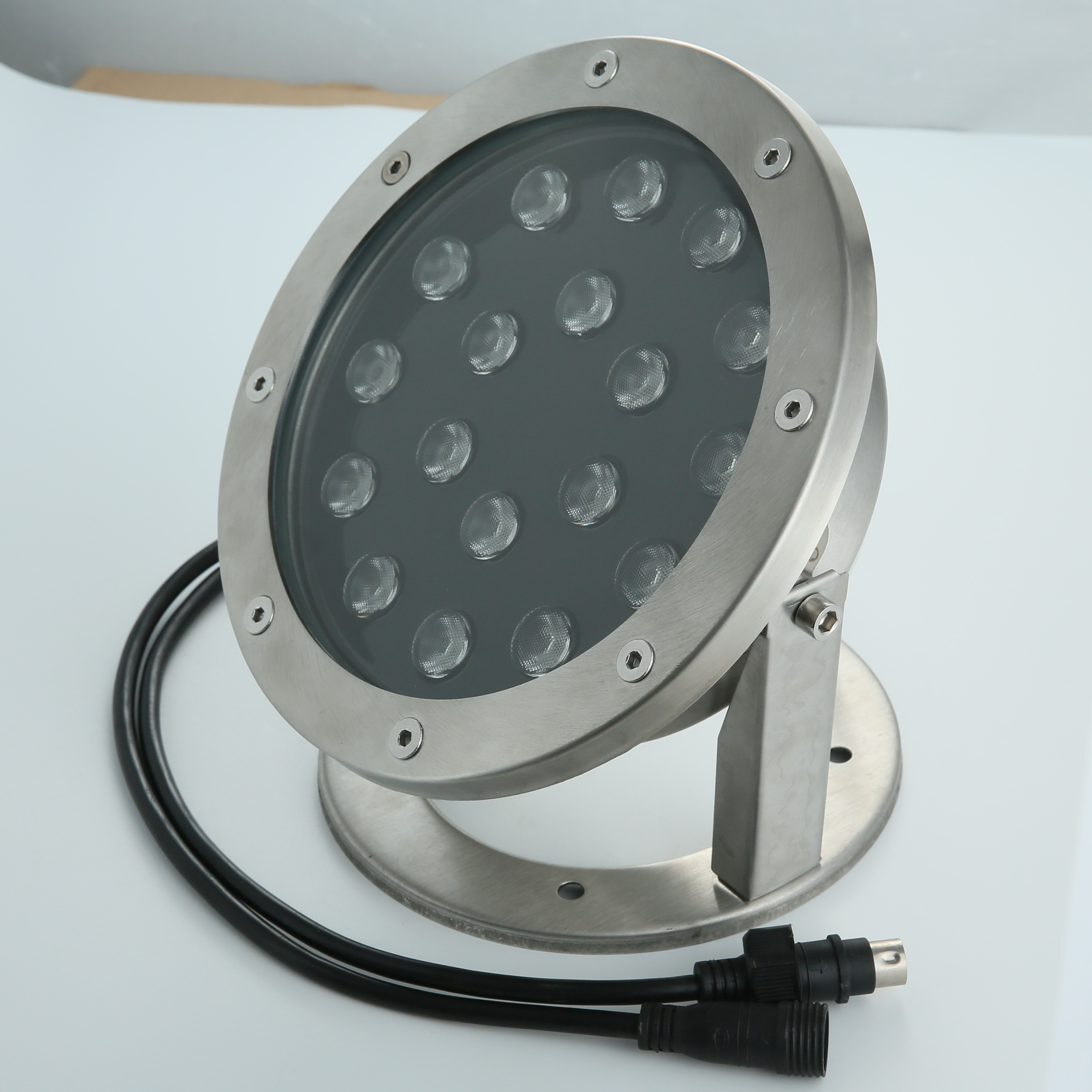 18x8W 24V Tempered Glass Rgbw Underwater Pool Lights Stainless Steel