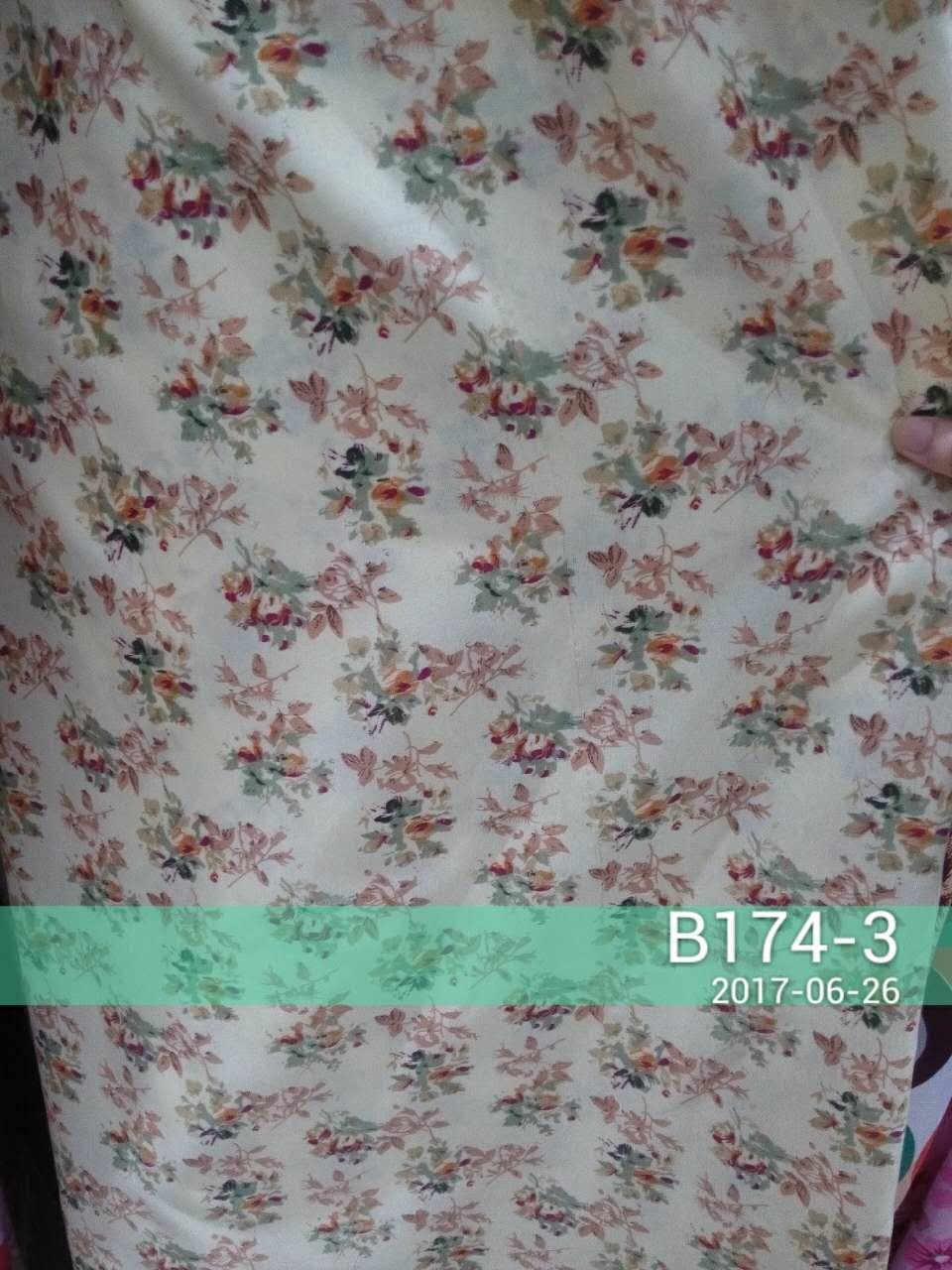 White 65g/M2 Printed Woven Polyester Brushed Fabric 2.2m Wide