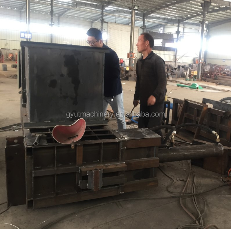 Max. Capacity 80-120pcs /h Alfalfa Hay Horizontal Hydraulic Press for Corn Silage Compress