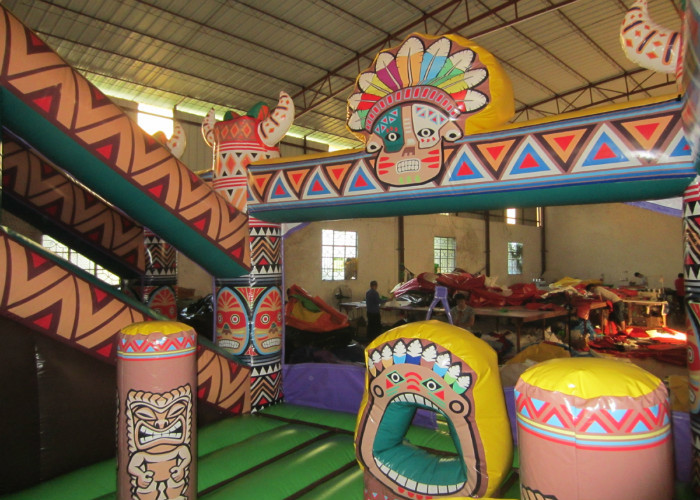 Amusement Park Inflatable Bouncy Castle With Slide , Commercial Little Kids Jumping Castles