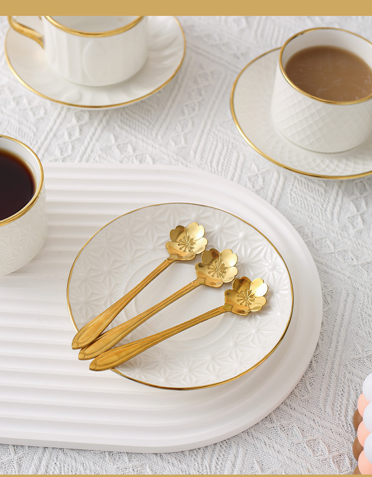 Modern White Ceramic Cups and Saucers Nordic Elegant Bone Cup Set for Water Mugs
