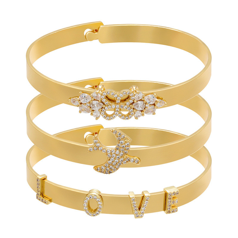 Letter 18K Gold Bangle Personalized Name Bracelets Gold Plated OEM ODM
