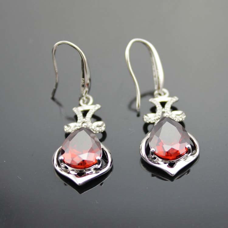 Fashion 925 Silver Pear Shape Amethyst Cubic Zircon Earrings（PSJ06005）